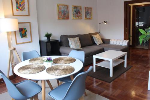 Bilbao Apartment Lasai con parking directo, Bilbao (Foto 4)