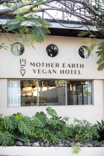 344818212 Mother Earth Luxury Boutique Hotel, Restaurant & Spa