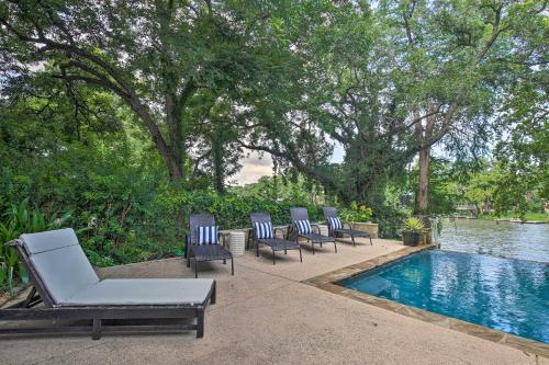 Guadalupe River Paradise with Hot Tub, Dock and Kayaks