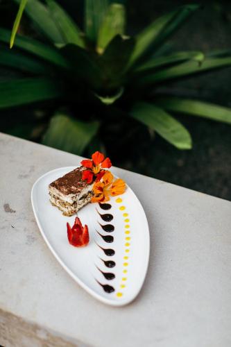 344824366 Mother Earth Luxury Boutique Hotel, Restaurant & Spa