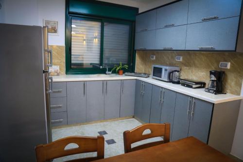keittiö, Eco Hostel in Ramallah
