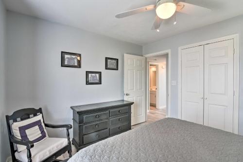 Oceanfront Galveston Home - Walk to Beach! - image 13