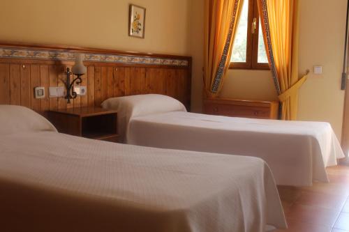 Hotel Restaurante Los Caños de la Alcaiceria Room Type - Twin Room with Balcony