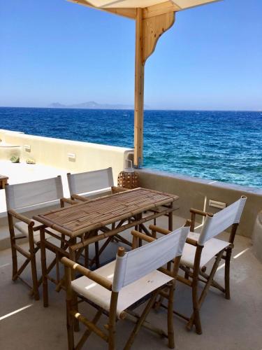 Poseidon House in Mandraki (Nisiros)