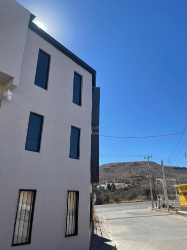 . Casa Luna