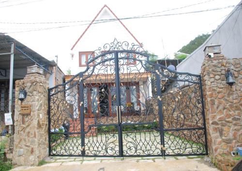 Facilities, FarmHouse Villa in Trai Mat
