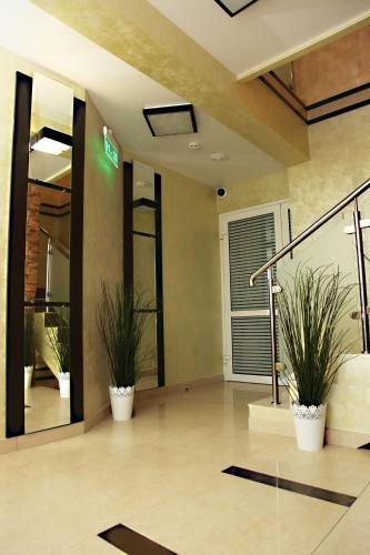 Amigo Hotel - image 7