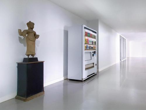 Chateau Hotel & Apartments in Pathum Thani