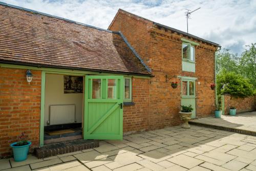 The Sunshine Annex at Lower Fields Farm