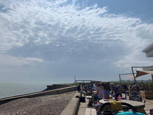 Strand, DaisyChain 2 Getaways - The perfect place to Stay - Play - Getaway in East Mersea