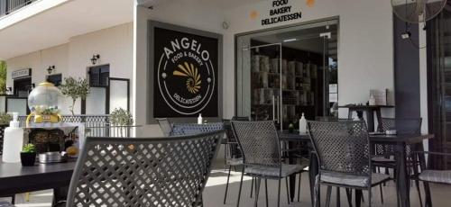 ANGELO Cafe Hotel 4
