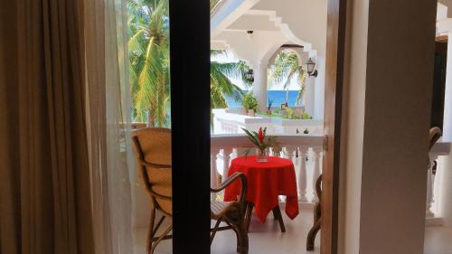 Balcony/terrace, The Beach House in Romblon