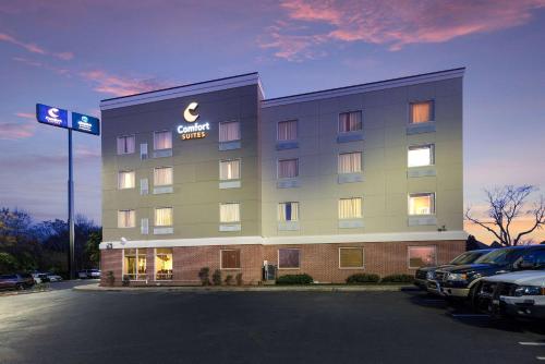 Comfort Suites Forsyth near I-75