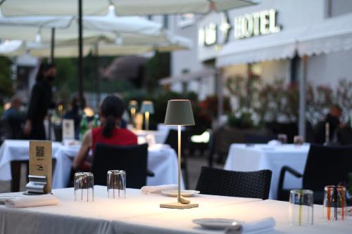 Pub/Lounge, Poli Hotel in San Vittore Olona