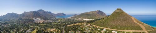 dk villas 1 Harbour View Hout Bay