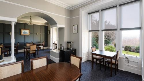 Sunbank House Metro Hotel - main image