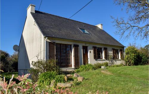 Amazing home in Perros Guirec with WiFi and 3 Bedrooms gîte à louer Côte de granit rose