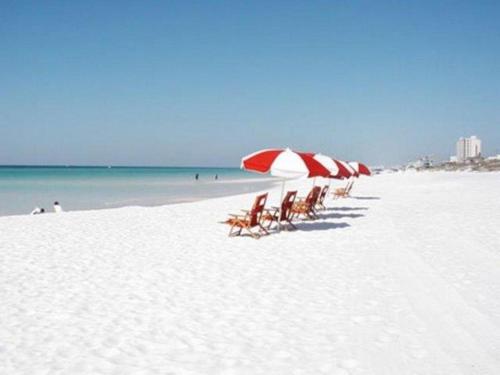 Blue Surf 12B Townhouse - main image