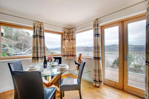 The Old Stables Aberdyfi apartment 6 - image 3