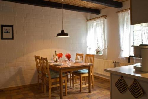 Ferienwohnung-auf-dem-Land - main image