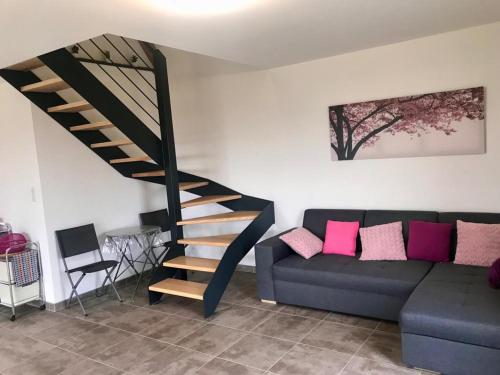 Villa La Baronne-Hauteurs de Beaulieu-sur-Dordogne in โบลิเยอ-ซูร์-ดอร์ดอญ