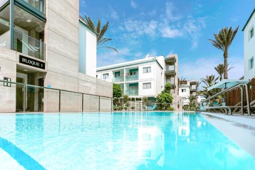 Kolam renang, Bristol Sunset Beach Apartsuites - Lifestyle & Gastronomy in Fuerteventura