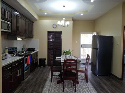 Mutfak, Royal View Apartment Plus in Belize City