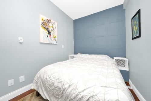 Modern 2 Bedroom in Avondale in Chicago, USA