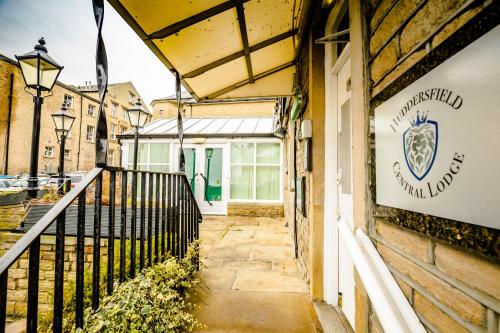 Huddersfield Central Lodge in Huddersfield