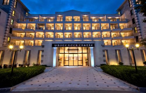 White Rock Castle Suite Hotel & SPA - image 2