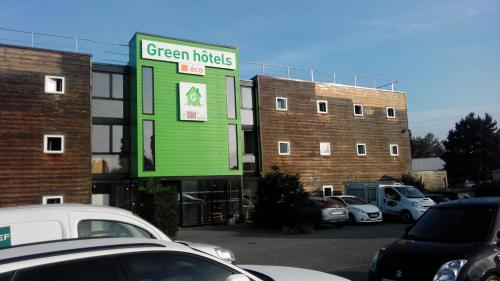 Green Hotels Fleury Merogis