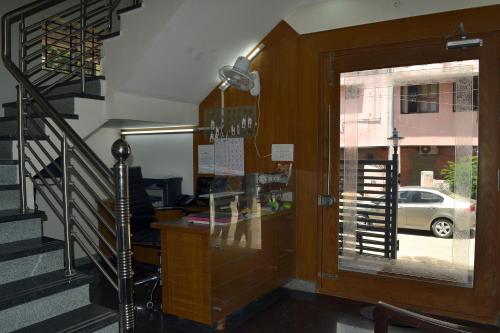 Lobby, Hotel Metropark - Vadapalani in Vadapalani