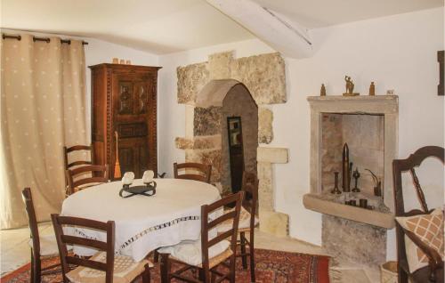 Nice Home In Mondragon With Wifi