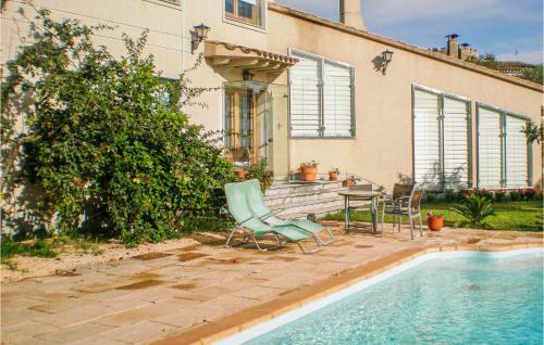 Four-Bedroom Holiday Home