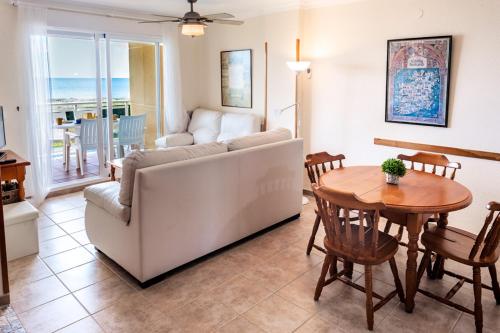  APARTAMENTO Nat EN PRIMERA LINEA DE PLAYA in Playa de Xeraco