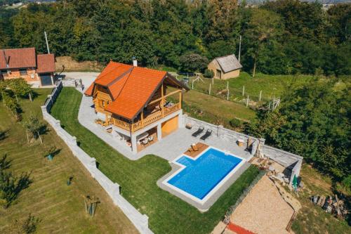 Bassein, Holiday Home Vinola in Donji Koncovcak