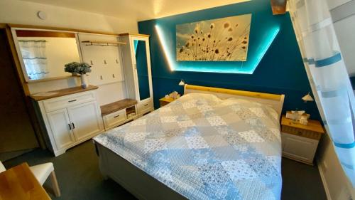 Froeschlein 2 - no Gitters & craftsman in Ilmenau