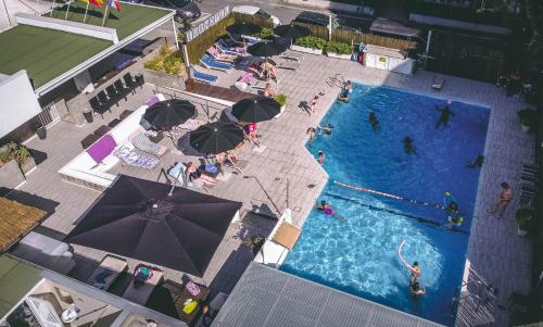 hotel photo