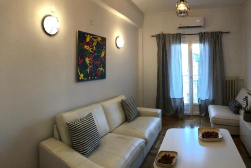 Cosy apartment in Metaxourgeio