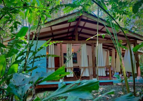 Exterior view, Las Palomas Villas in Puerto Viejo de Talamanca