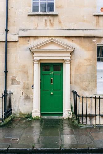 Garden maisonette in Bath city centre 4