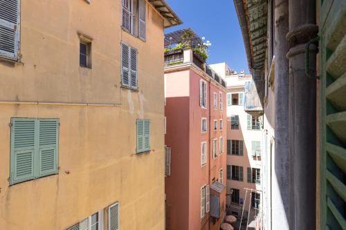 FEEL HOME - BARILLERIE