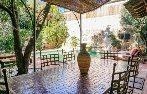 Lovely Home In Roujan With Outdoor Swimming Pool