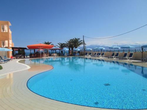 Ninos On The Beach Hotel 2