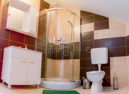 淋浴間, Guest House Buk Rastoke in 蘇倫齊