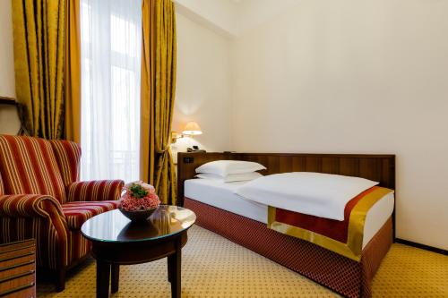 Excelsior Hotel Ernst am Dom - image 6