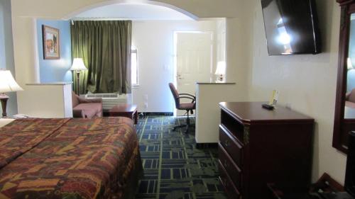 Regency Inn Porter in Porter