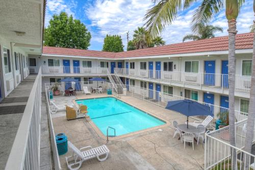 Motel 6-Costa Mesa, CA