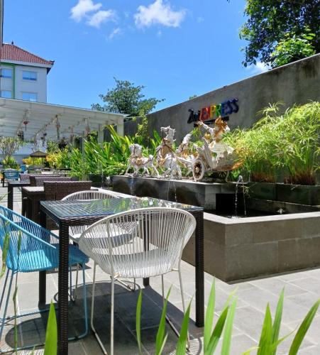 ทัศนียภาพภายนอกโรงแรม, ซูริ เอ็กซ์เพรส จิมบารัน (Zuri Express Jimbaran) in จิมบาราน