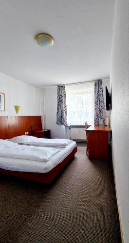 Hotel Zentrum - image 13